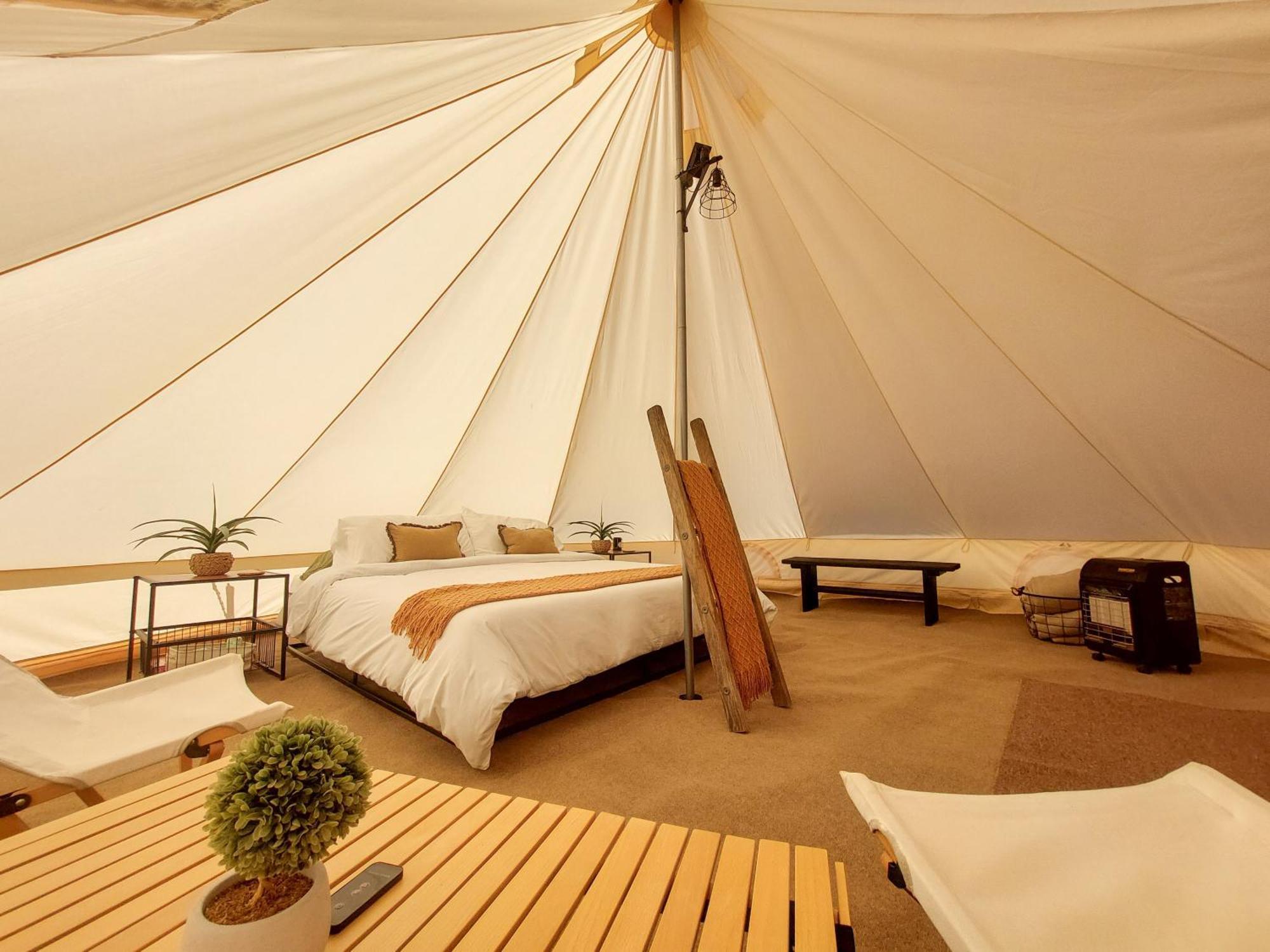 Отель Gateway Glamping Экстерьер фото
