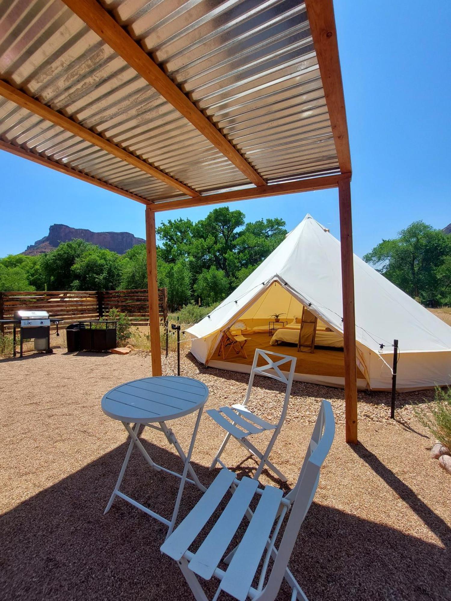 Отель Gateway Glamping Экстерьер фото