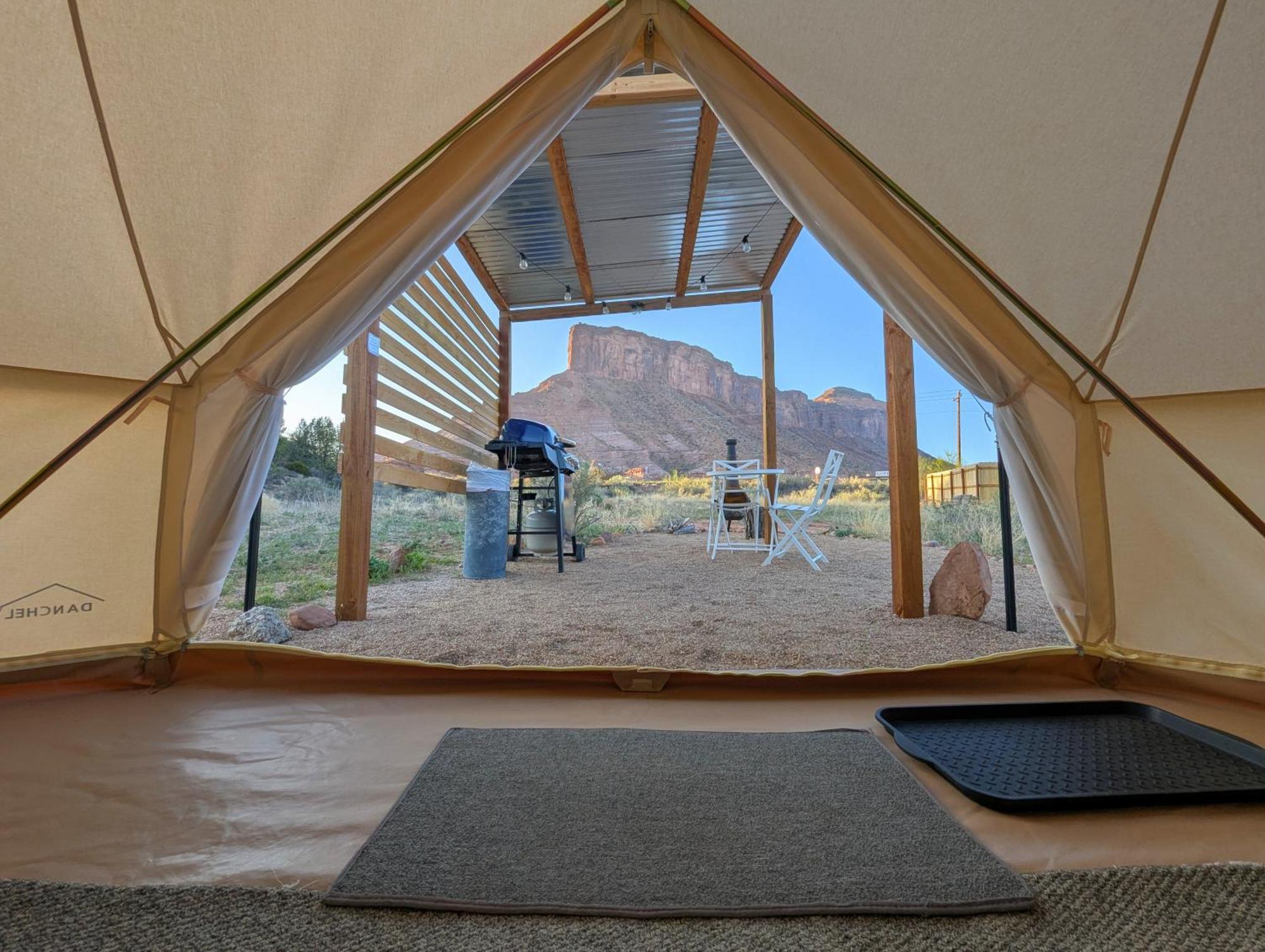 Отель Gateway Glamping Экстерьер фото